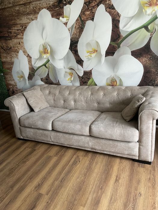 Canapea Chesterfield 3 locuri extensibila
