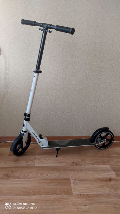 Продам самокат , б/у.