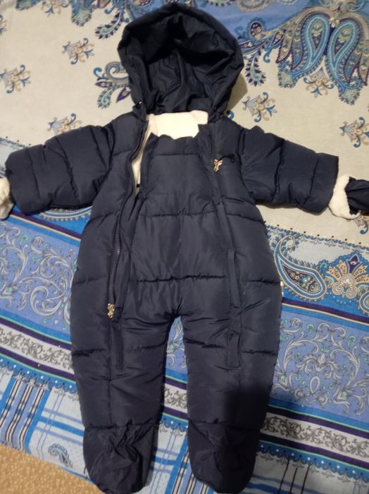 Продам детские тёплые вещи