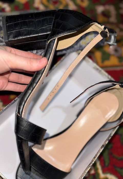 Oyoqkiymlar va sumkalar