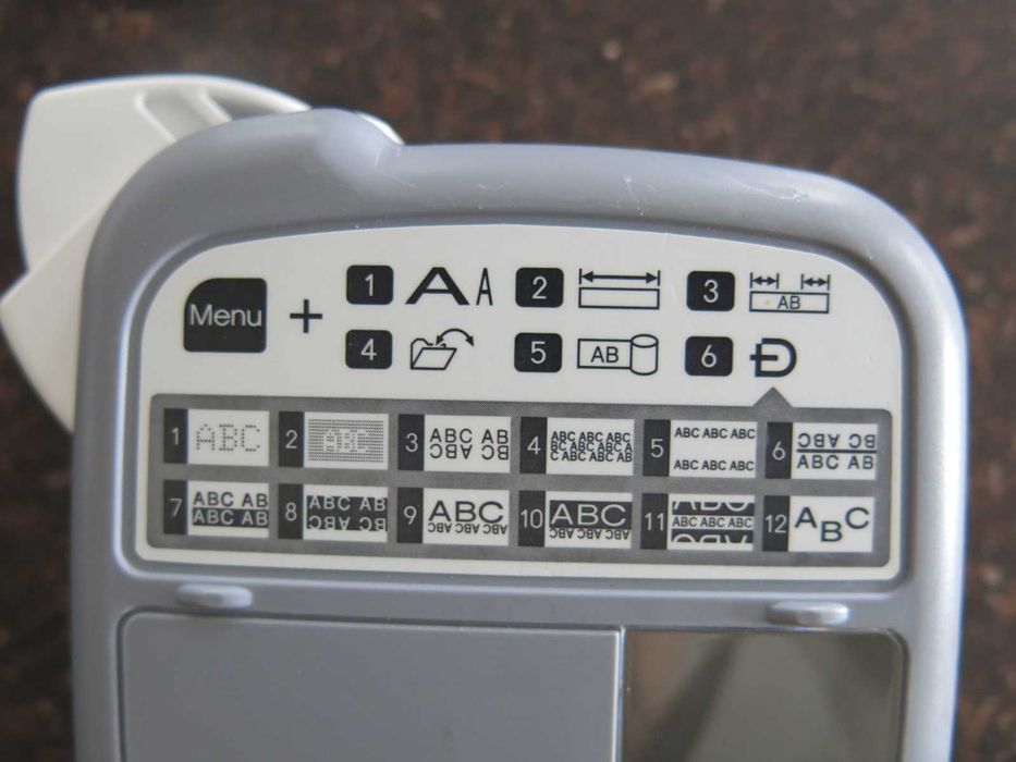 Етикетен принтер Brother P-Touch H102