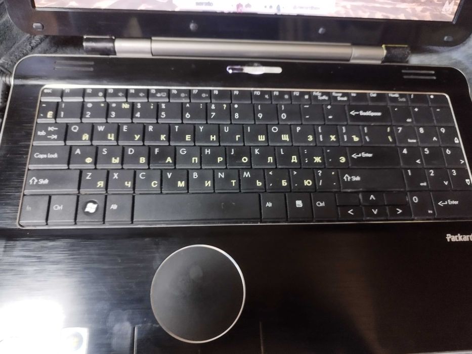 ноут Packard Bell 16" дюймов