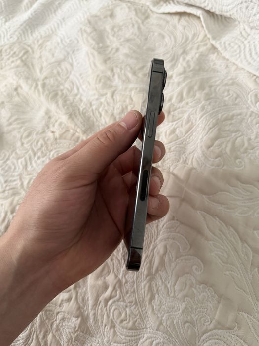 Iphone 13 pro без ремонта