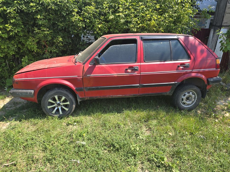 Гольф2 продам 1.8