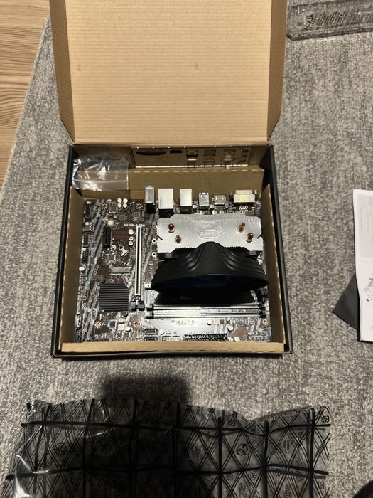 Placa de baza msi , Procesor i510400f si cooler deepcool