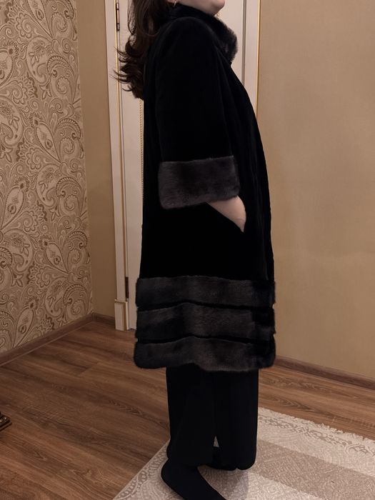 Продам шубу  почти новая