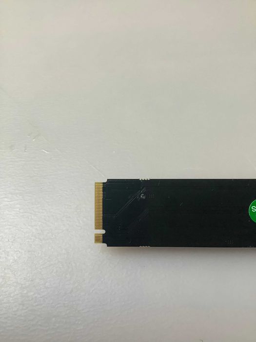 Adaptor M.2 NVME la PCI-E x16