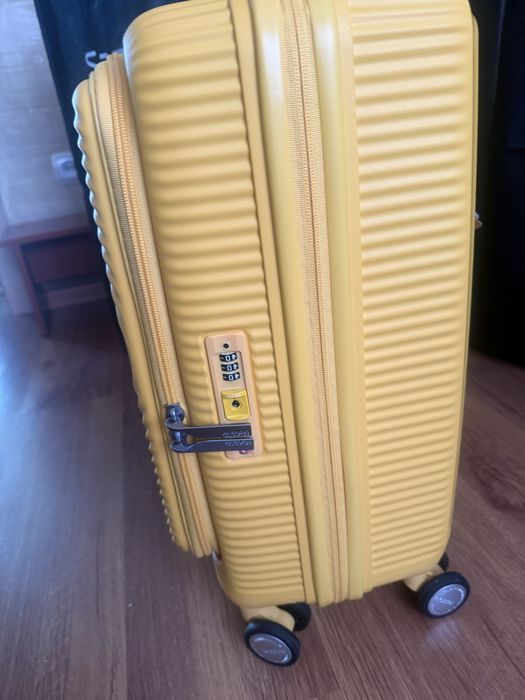 Чемодан american tourister
