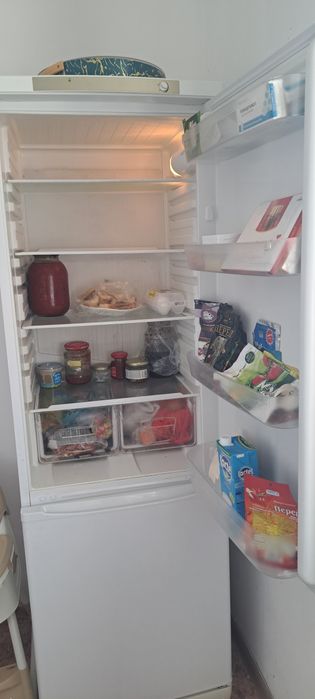 Холодильник Indesit