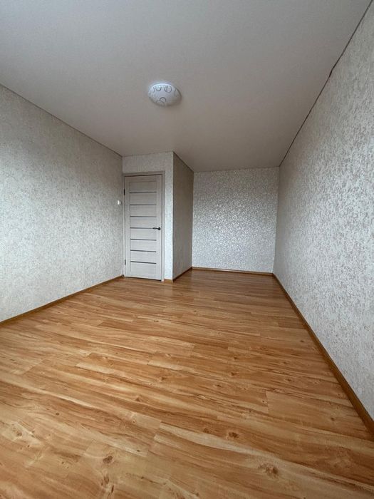 Продам 2 ух.комн кв район Абди Компани