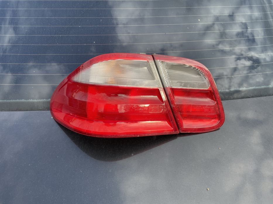 Stop stanga spate Mercedes w208 Clk