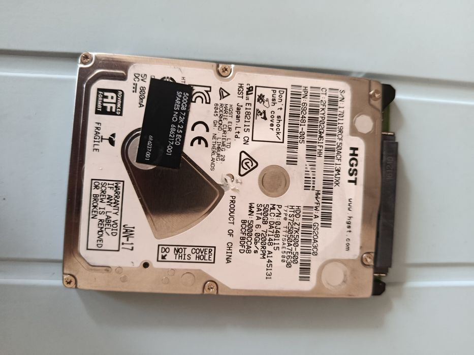 Жесткий диск 500 ГБ HGST 2.5 SATA
