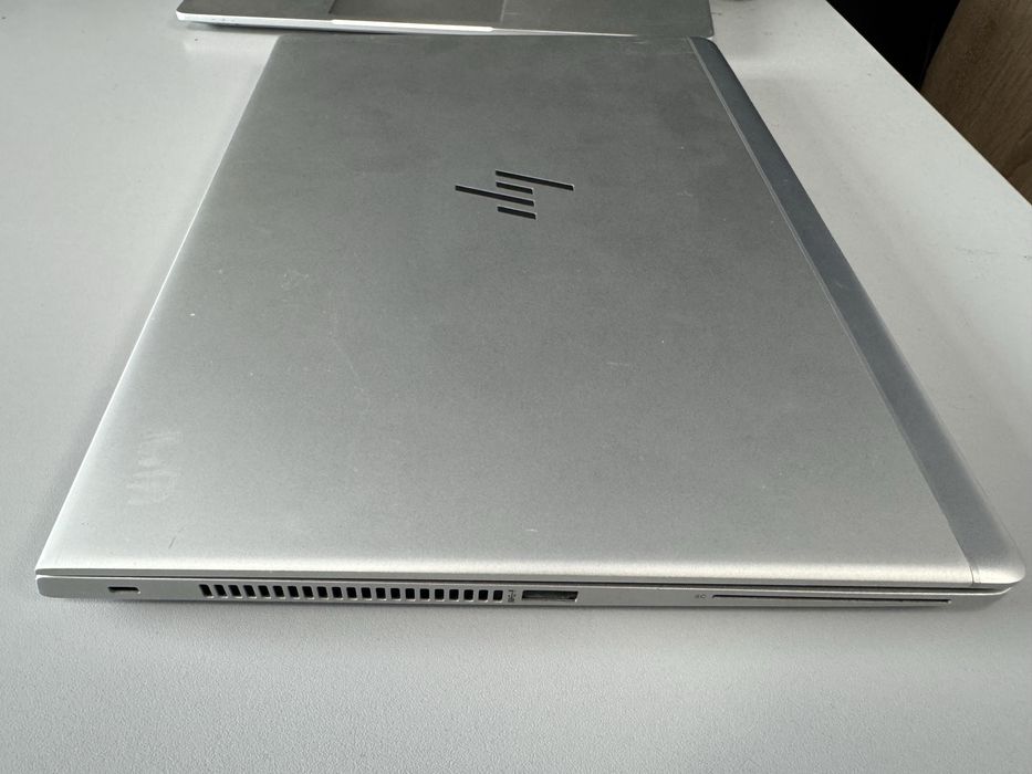 HP EliteBook 830 G6 | i5-8365U | 16GB RAM | 256GB NVMe | 13.3” | WWAN | Sure View