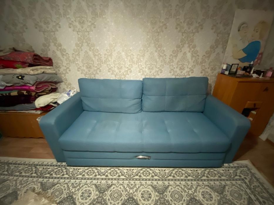 Продам диван 90×180