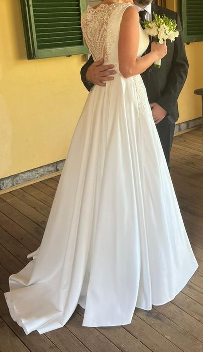 De vanzare rochie de mireasa