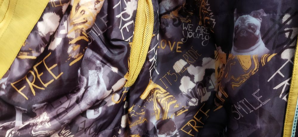 Продам осеннюю куртку