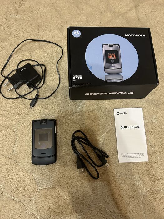 Продаю телефон Motorola