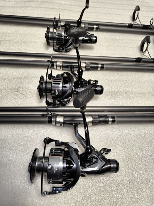SET 3 Lansete EASTSHARK 3 SEGMENTE 3.90M 3.75LBS + 3 Mulinete 60 FR