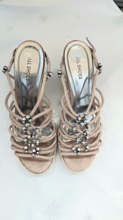 Geanta noua piele naturala lacuita si sandale cadou