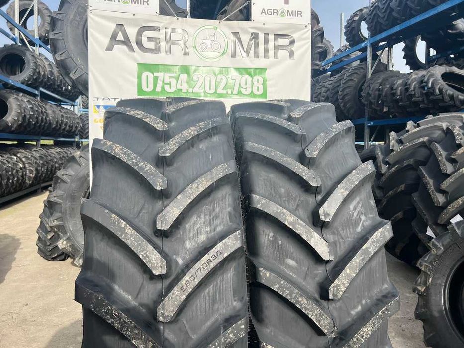Cauciucuri noi 580/70R38 radiale pentru tractor spate marca CEAT