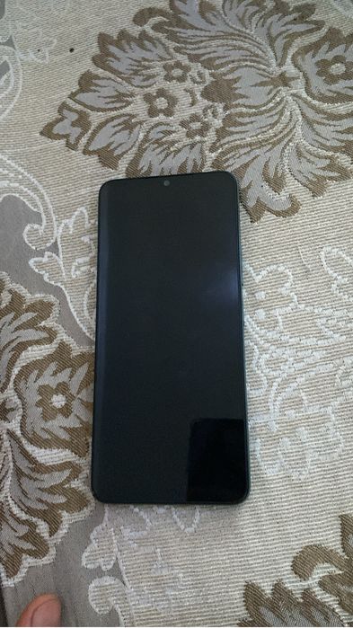 Продам телефон POCO