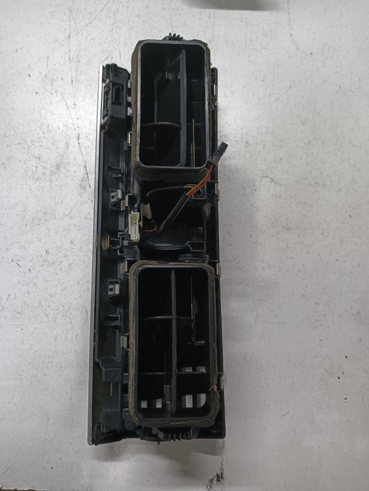 Guri Ventilatie Fata Bmw X5 Ii E70 2006 - 2013 716180104