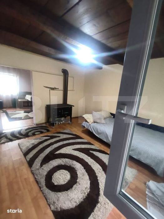 Casa de vanzare, 35 mp, 865 mp teren, zona Unirea