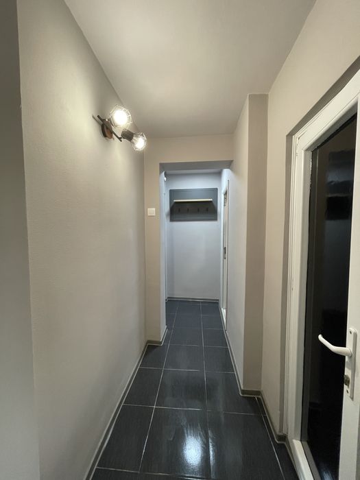 Vand apartament!
