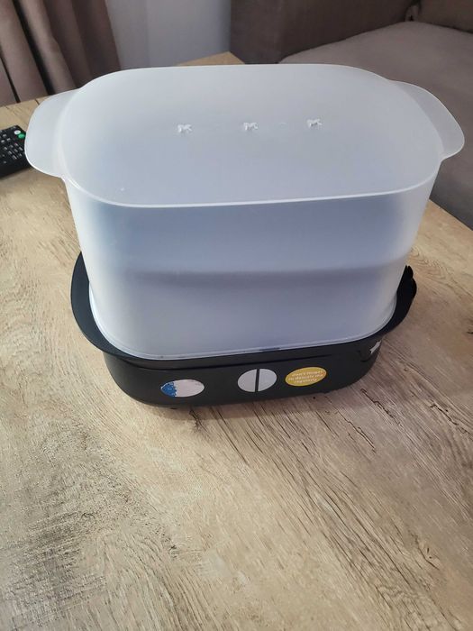 Стерелизатор Tommee Tippee