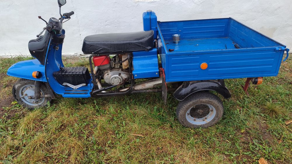 Мотороллер Муравей