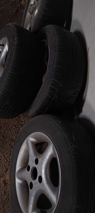 Гуми 13-ки със лети джанти