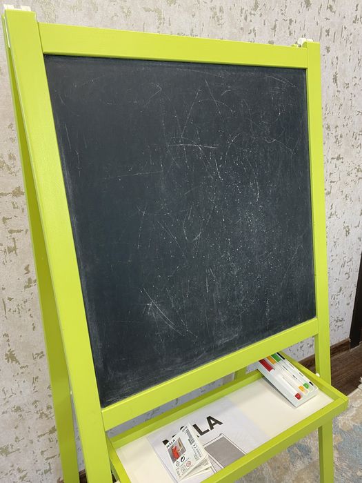 Продаю мольберт доску для рисования ИКЕА Мола + фломастеры Мола