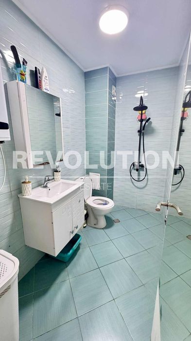 Продава се Тристаен апартамент в Пловдив, Мараша - 96 кв.м за 1980 €/кв.м - Снимка #4