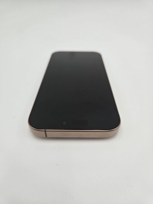 Apple iPhone 16 Pro 256GB Desert Titanium - АКБ 100%, 20 циклов