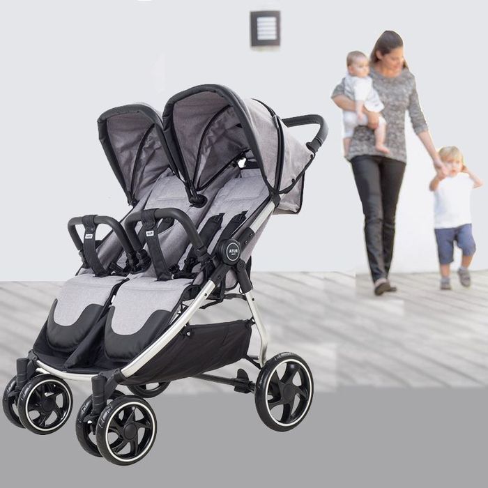 Коляска доя двойни