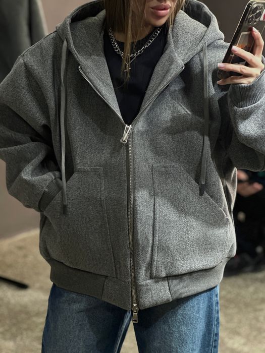 Продам бомбер производство:Корея