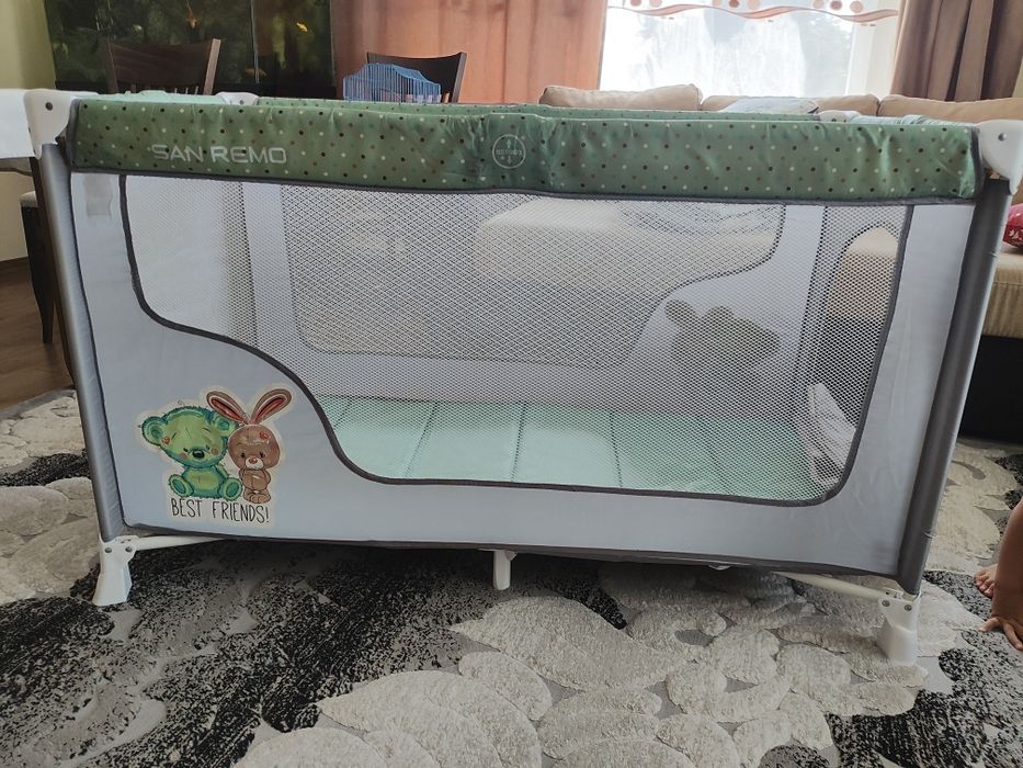 Сгъваема кошара с матрак