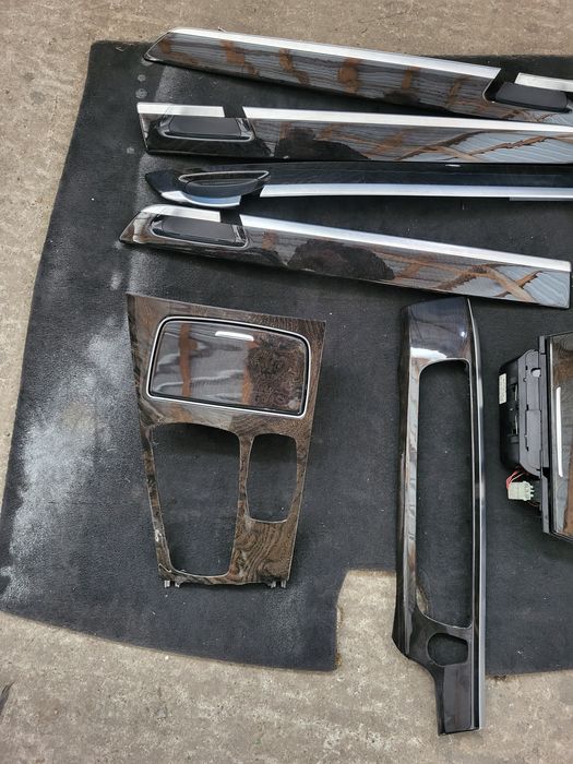 Интериорни лайсни тъмен махагон за BMW F01