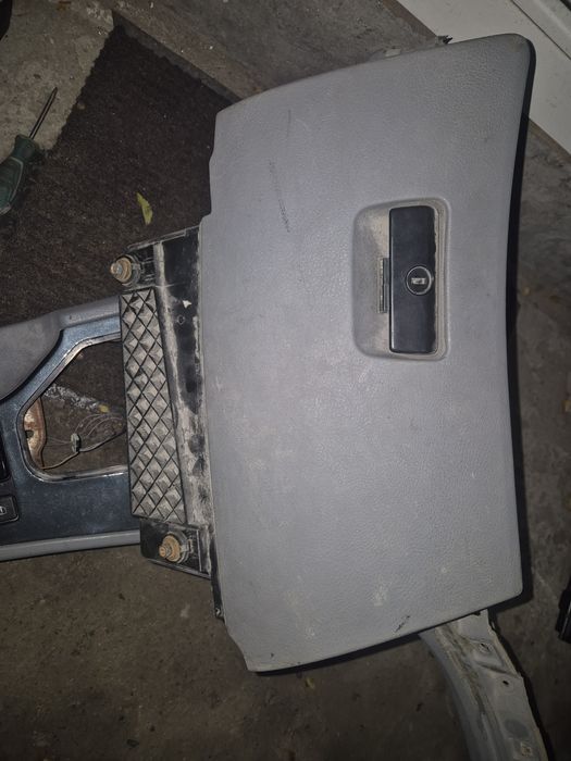 Запчасти по салону от Е39