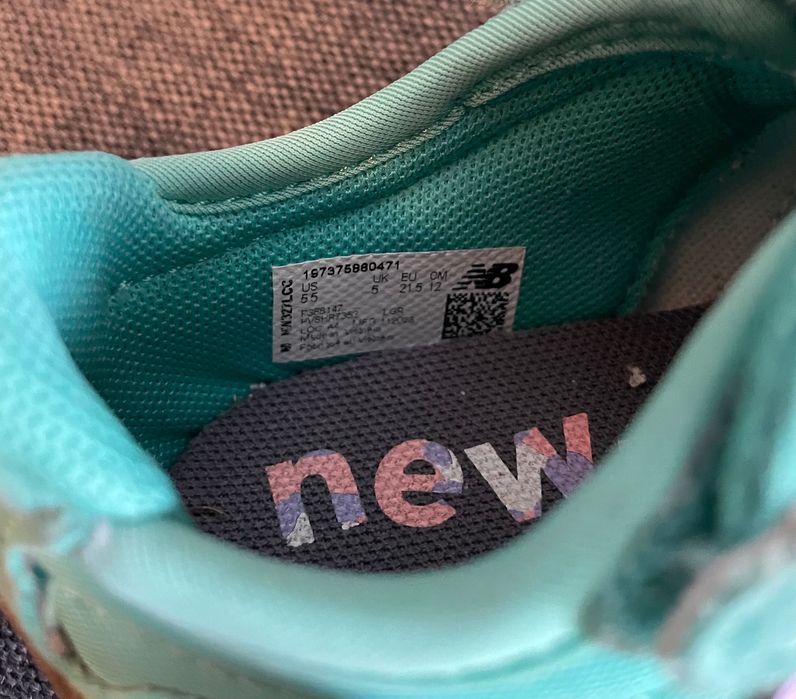 Маратонки new balance