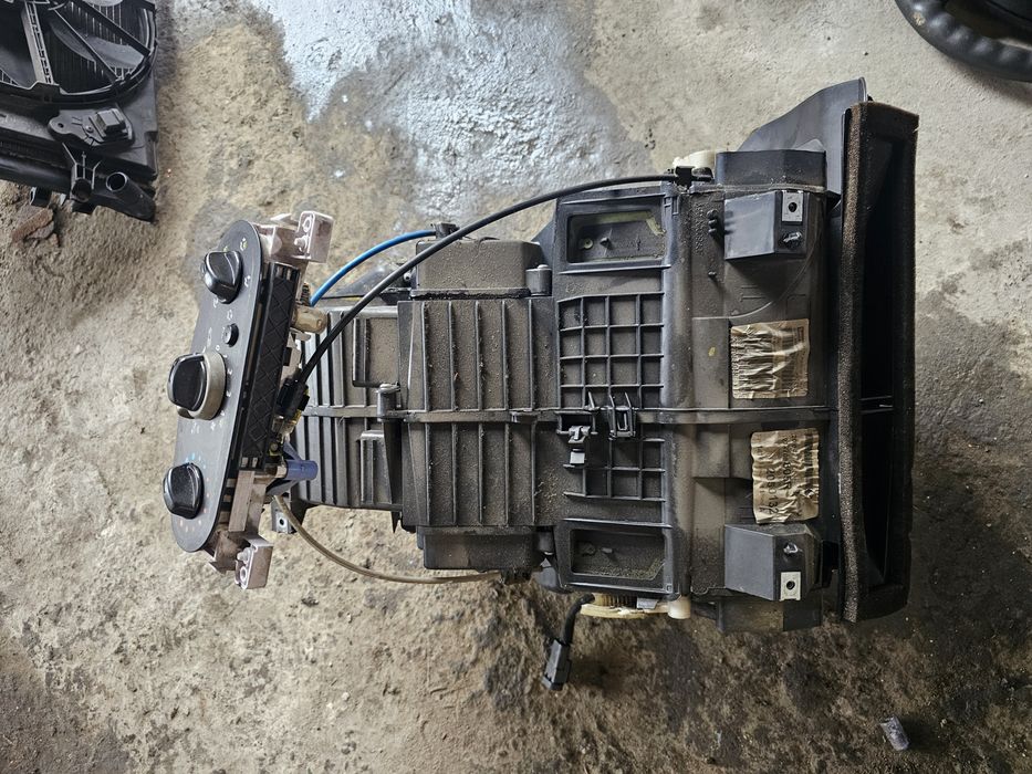 Aeroterma completa Logan 1.2 2012 modelul cu ac