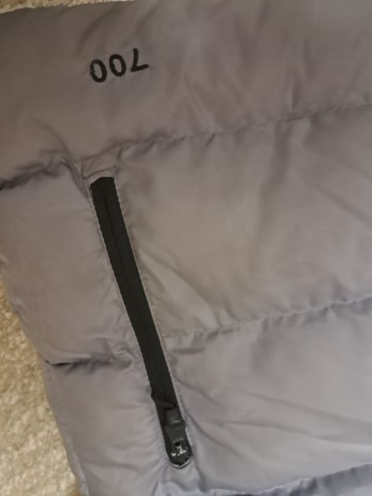 Vând vesta The North Face