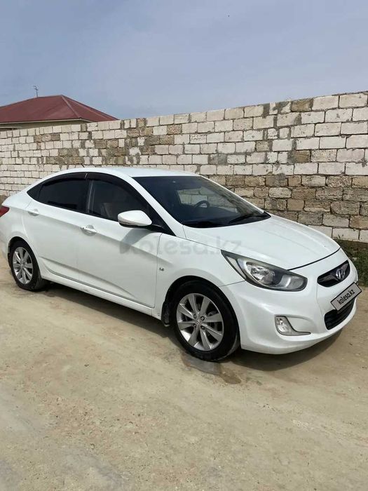 Hyundai Accent 2012 года