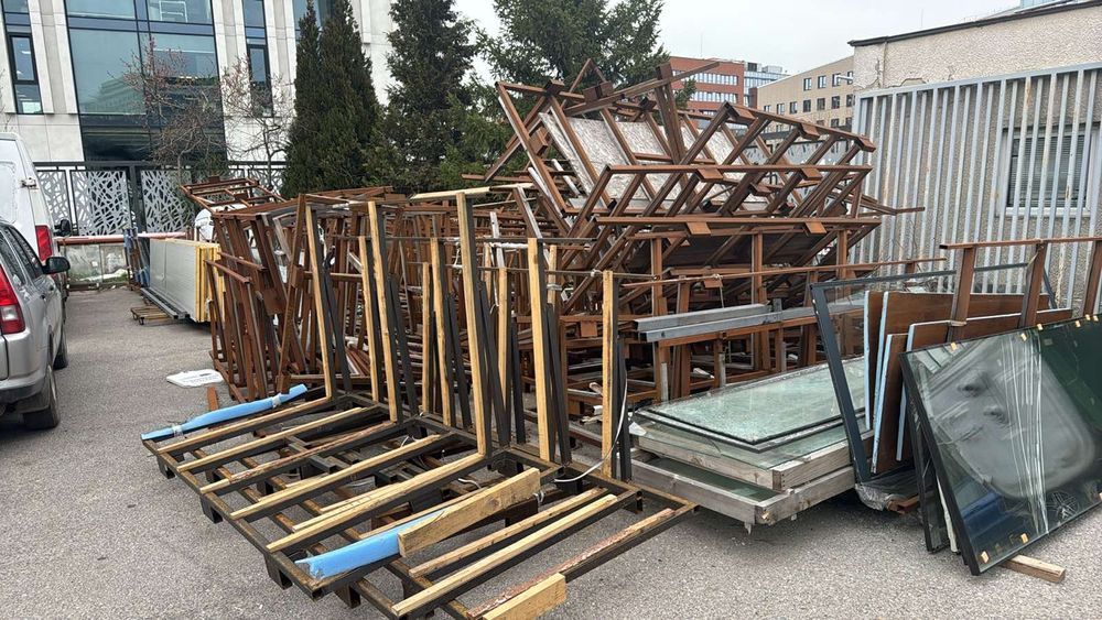 Стойки за стъкла дограма 20броя