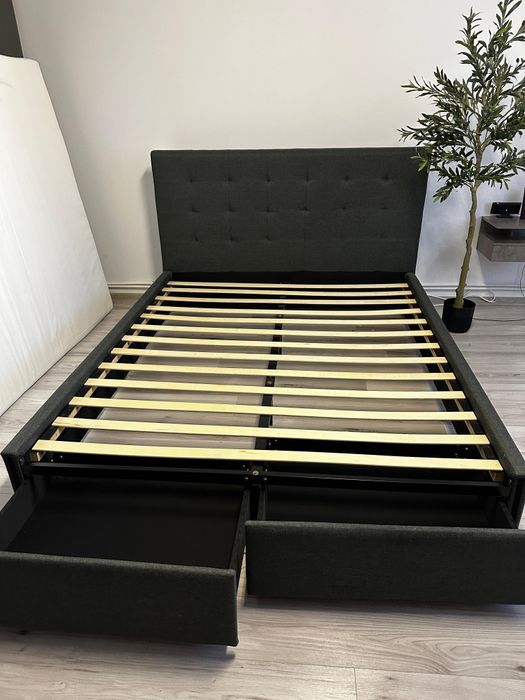 Pat cu somiera 160x200