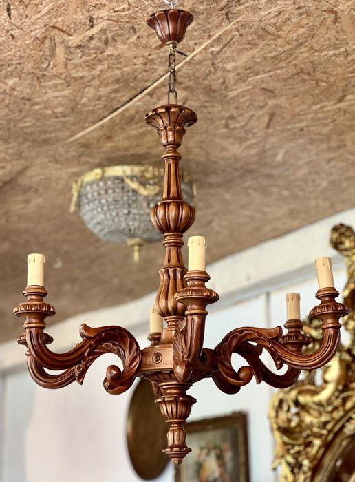 Candelabru clasic din lemn sculptat, 6 brațe