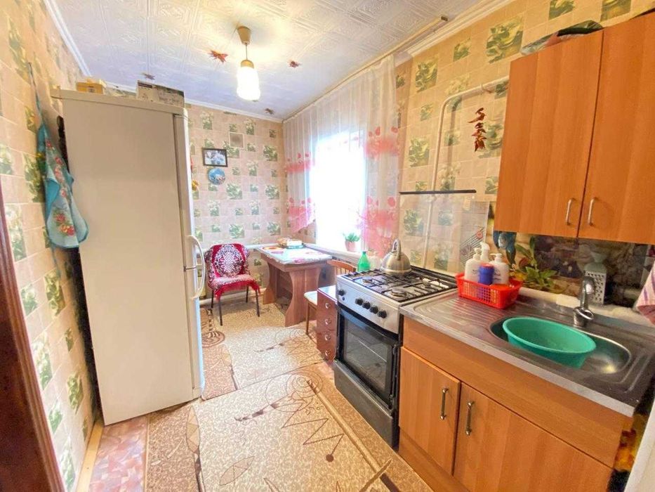 Продам 1/2 часть дома Военный городок 3 комнаты!