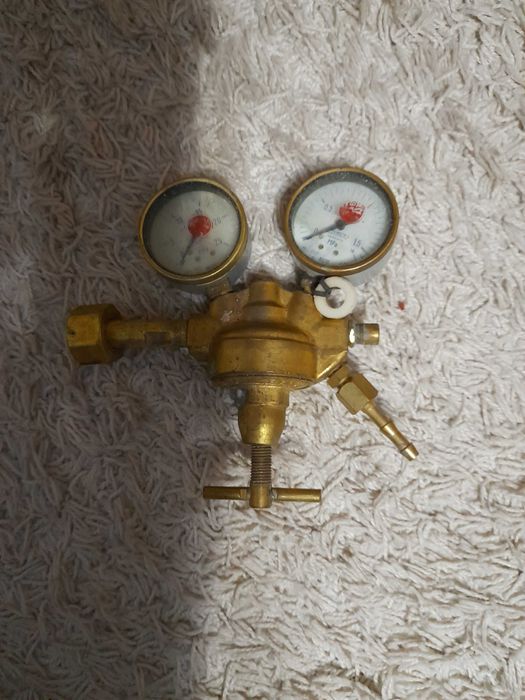 Редуцил-винтил за високо и ниско налягане