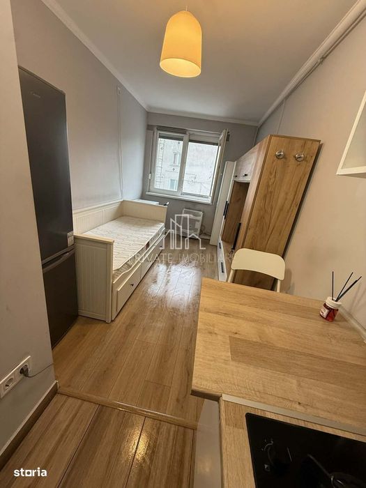 Garsoniera De Vanzare, Zona 7 Noiembrie , Etaj 1