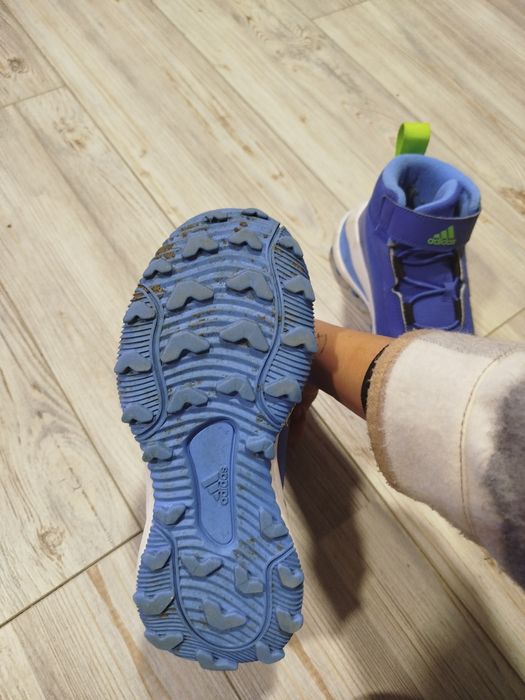 Adidas детски боти